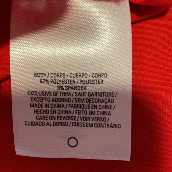 RED- Tahari blouse size L. Decorative buttons down the front - Picture 6 of 8